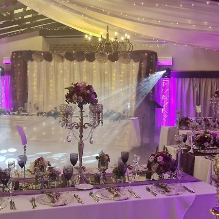 Accolades Boutique Venue Hotel Мидранд Екстериор снимка